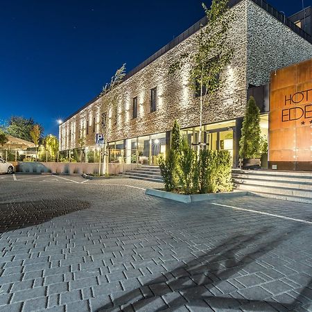 Edels Hotel Chelm Exterior photo