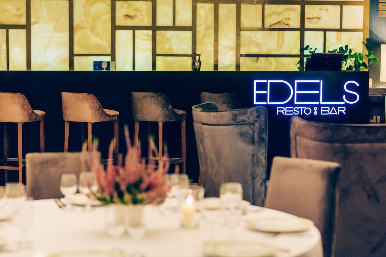 Edels Hotel Chelm Exterior photo